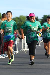 BIB: 015, 014
                            <button type="button" onclick="openModal(5173038)" class="btn btn-primary btn-sm float-right btn-popup" data-toggle="modal" data-target=".modal-high-quality">
                        <i class="fas fa-shopping-cart"></i> Add to Cart
                    </button>
                                            <button type="button" onclick="isThisMe(5173038, true)" class="btn btn-success btn-sm float-right btn-popup btn-isme hidden" data-toggle="tooltip" data-placement="bottom" title="นี่คือรูปของคุณใช่ไหม คลิกที่นี่เพื่อเอาเข้าอัลบั้ม">
                        <i class="fas fa-plus"></i> Add to album
                    </button>
                    <button type="button" onclick="isThisMe(5173038, false)" class="btn btn-warning btn-sm float-right btn-popup btn-isnotme hidden">
                        <i class="fas fa-ban"></i> Remove from album
                    </button>